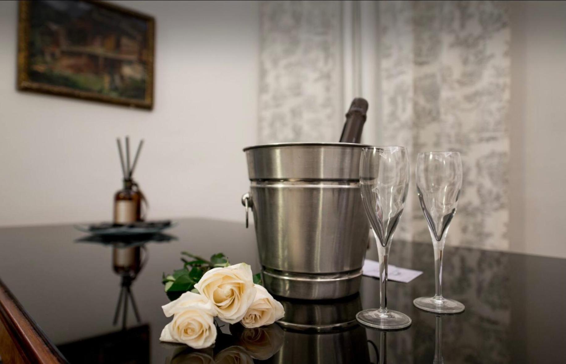 Vittoria Suite Rome Exterior photo