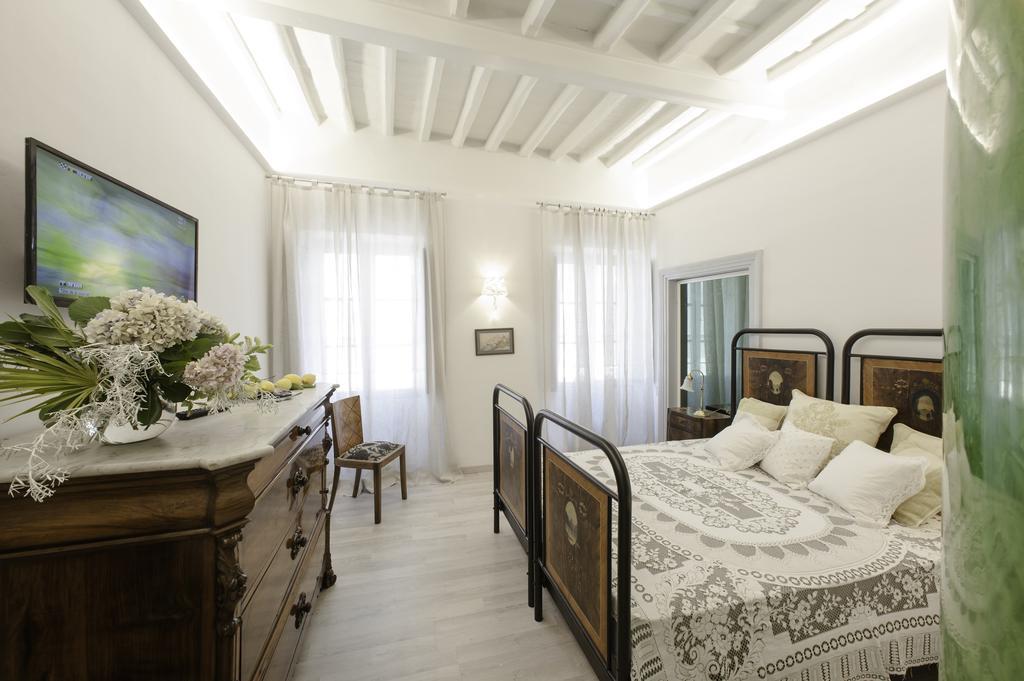 Vittoria Suite Rome Room photo